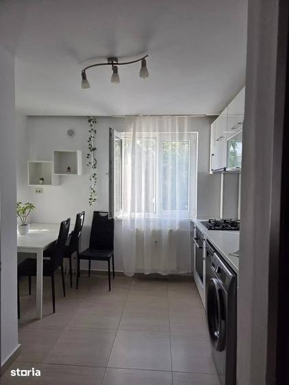 3 camere Trapezului centrala loc de parcare 8 min metrou 1 decembrie - 1