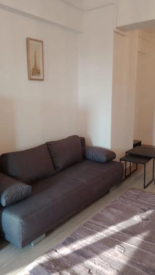 Apartament cu 2 camere decomandat în Gară