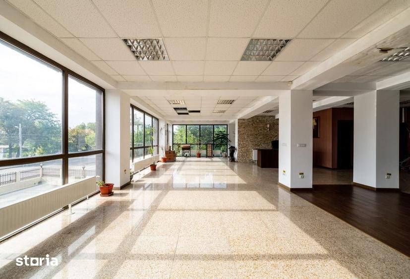 Spațiu comercial, de 760 mp, în Mogoșoaia
