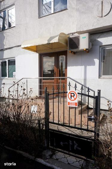 Apartament cu 3 camere decomandat în Faleza Nord