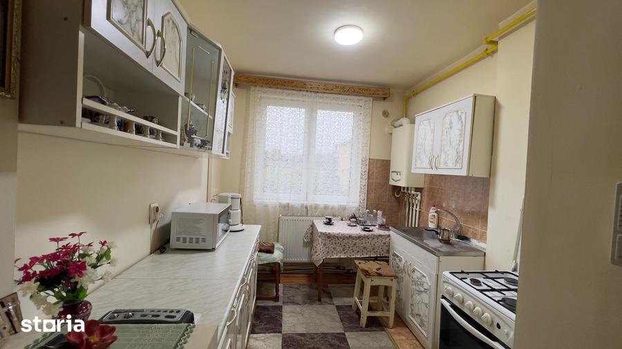 Apartament cu 2 camere în Petros