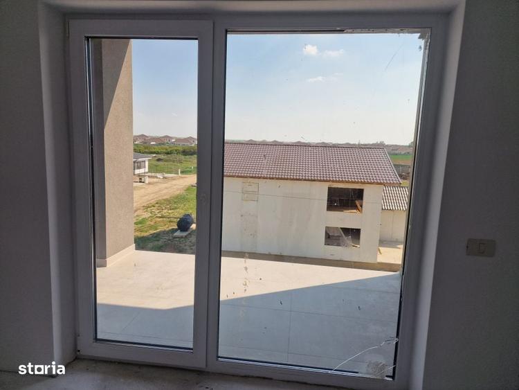 Apartament cu 3 camere în Remetea Mare