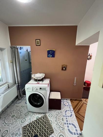 Casă individuală cu 4 camere cu Teren 2900 Mp în Iulia