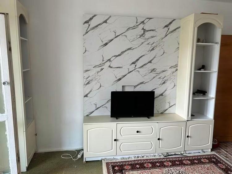 Apartament cu 3 camere decomandat în Crângași