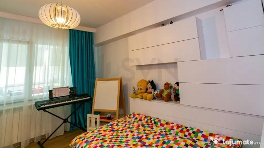 Apartament cu 3 camere semidecomandat în Titulescu