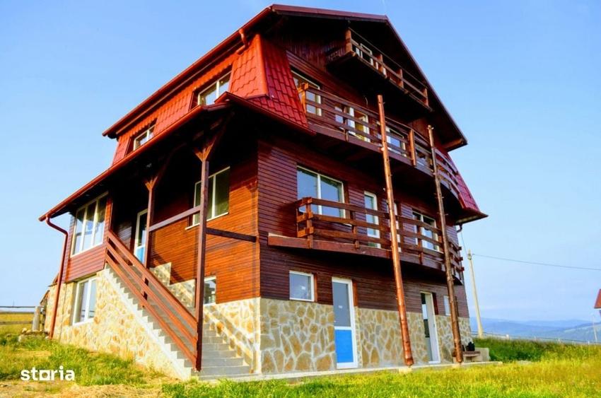 Casă cu 4 camere cu Teren 600 Mp în Central