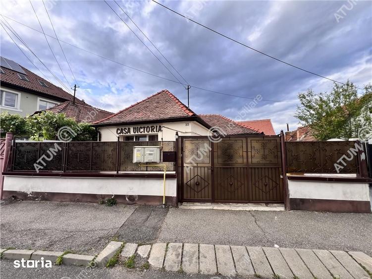 Casă cu 4 camere cu Teren 395 Mp în Trei Stejari