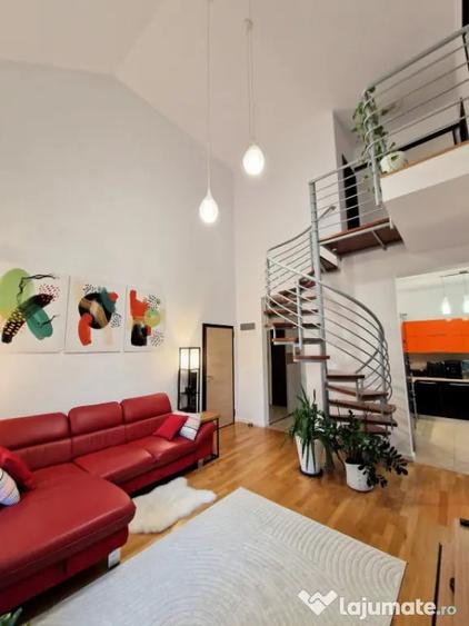 Apartament cu 4 camere decomandat în Central