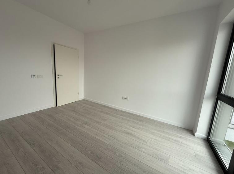 Apartament cu 2 camere decomandat în Soarelui