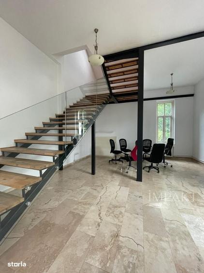 Spațiu comercial, de 597 mp, în Horea