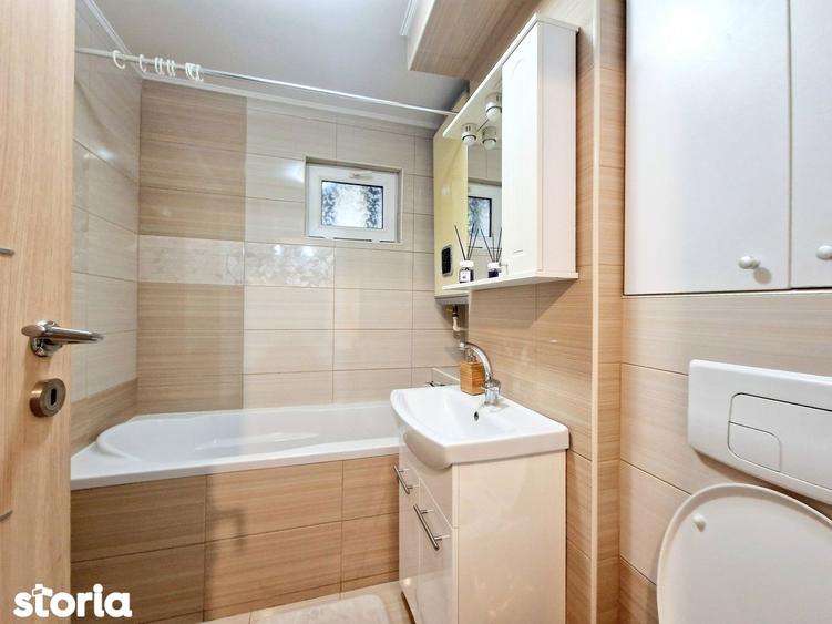 Apartament cu 3 camere decomandat, mobilat în Central