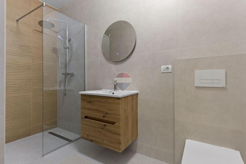 Apartament cu 2 camere decomandat, mobilat în UTA