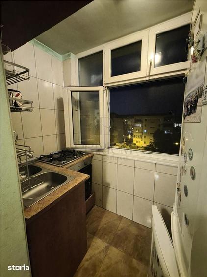 Apartament cu 2 camere decomandat în Spitalul Județean