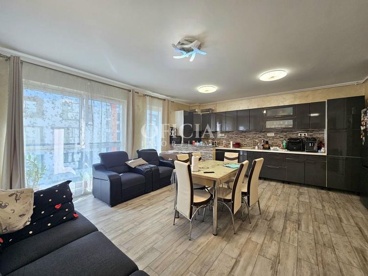 Apartament cu 4 camere semidecomandat, mobilat în Mănăștur