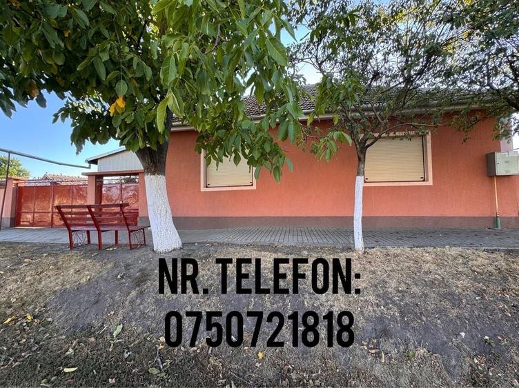Casă cu 4 camere în Central