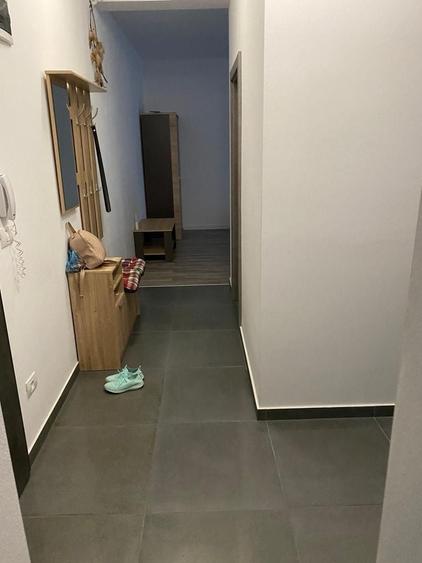 Apartament cu 2 camere decomandat, mobilat în Girocului