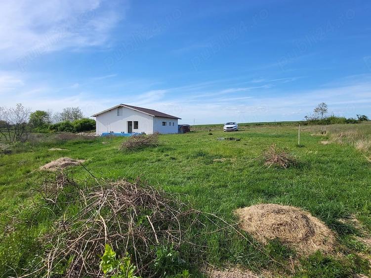Teren de 600 mp, în Chișirid