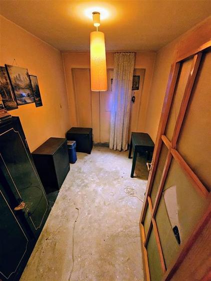 Apartament cu 3 camere decomandat în Viziru 3