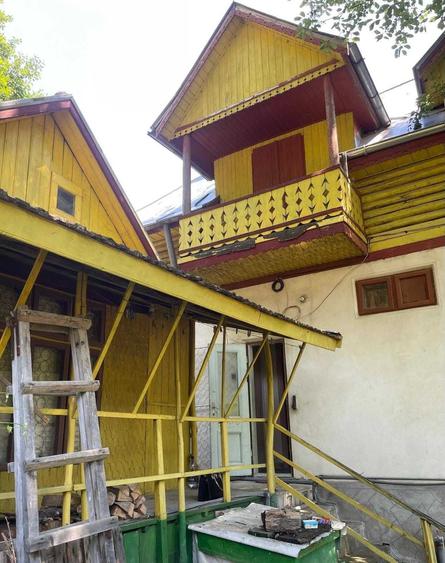 Casă cu 4 camere în Lepșa