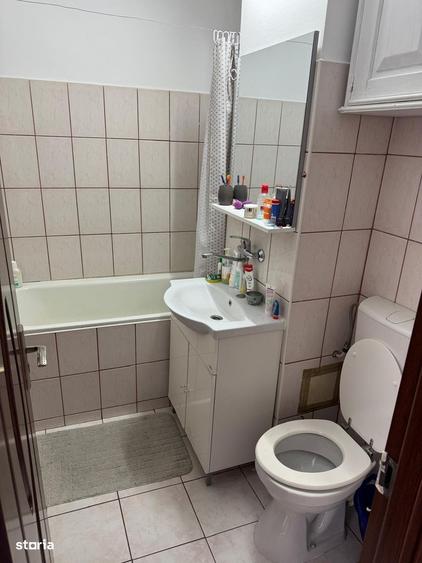 Apartament cu 3 camere în Decebal