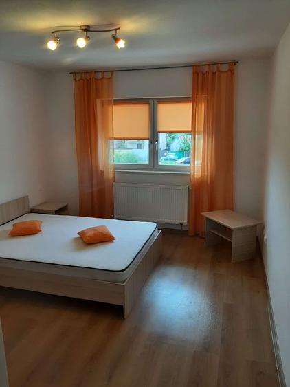 Apartament cu 3 camere decomandat în Șelimbăr