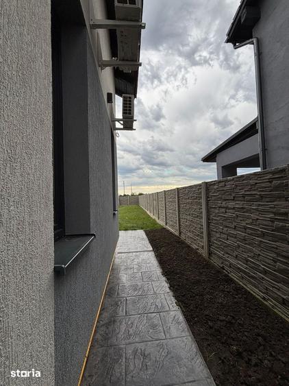 Casă cu 4 camere cu Teren 388 Mp în Șag