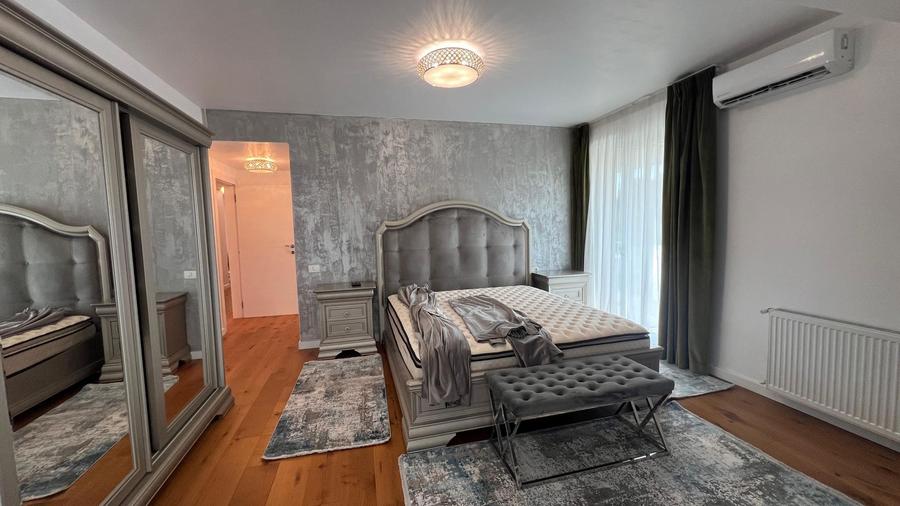 Apartament cu 4 camere decomandat, mobilat în Băneasa