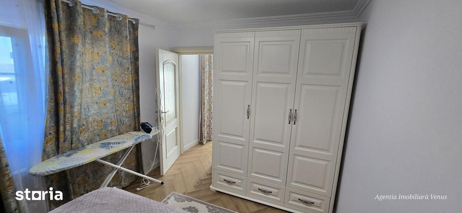 Casă cu 2 camere cu Teren 682 Mp în Central