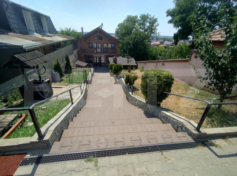 Casă individuală cu 5 camere cu Canalizare în Romanești