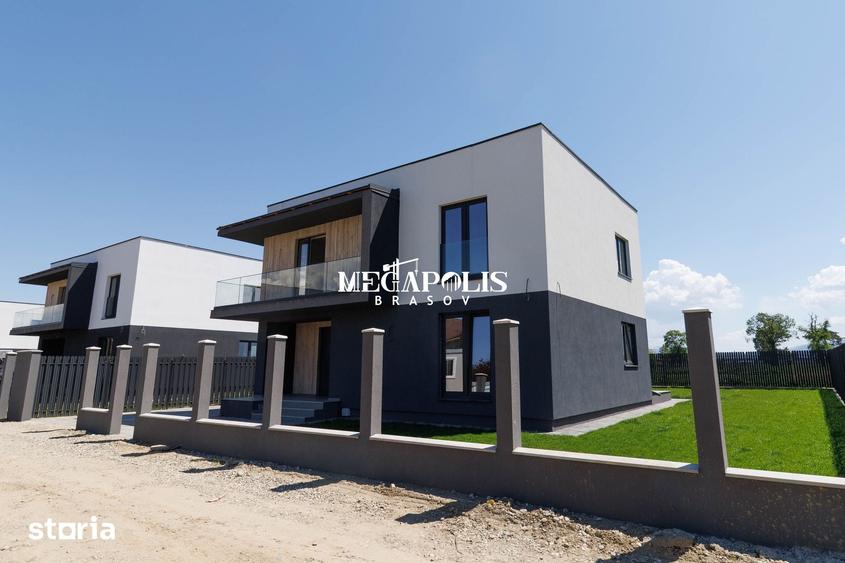 Casă cu 4 camere cu Teren 525 Mp în Sânpetru