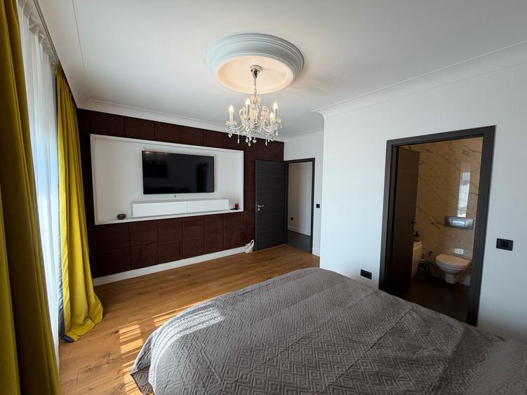 Apartament cu 4 camere decomandat în Floreasca