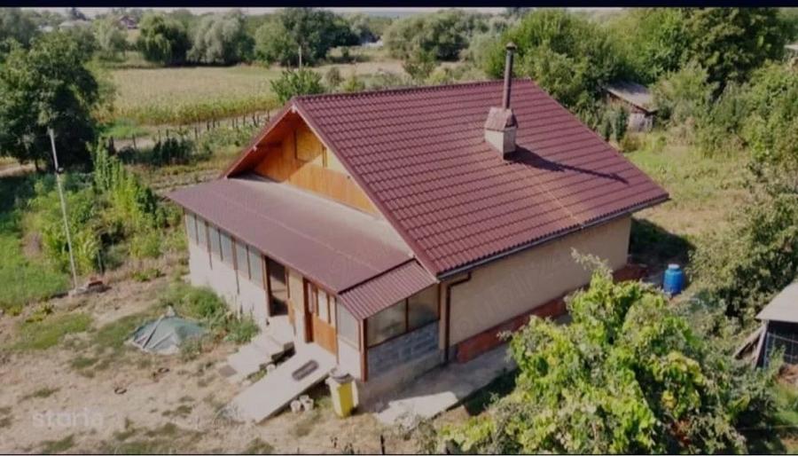 Casă cu 4 camere cu Teren 1500 Mp în Filipești