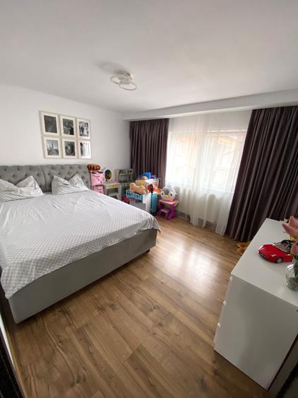 Apartament cu 2 camere decomandat în Exterior Vest