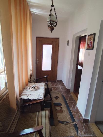 Casă cu 4 camere cu Teren 361 Mp în Central