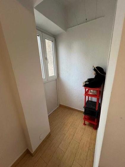 Garsonieră decomandată, mobilată în Crângași