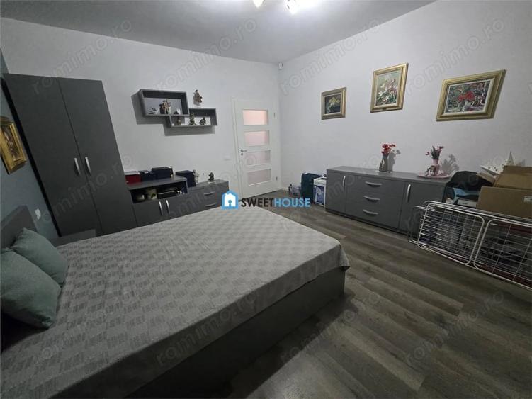 Casă cu 5 camere cu Teren 1600 Mp în Șinca