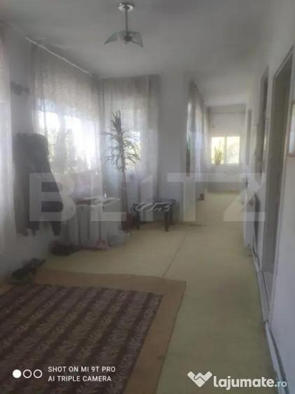 Casa 2 camere, 124mp utili, teren imprejmuit 3500mp, comuna - 8