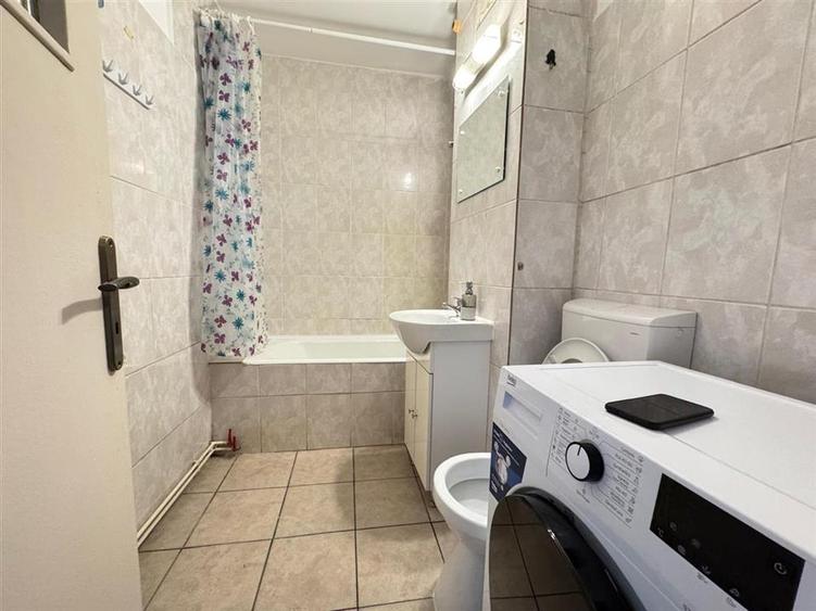 Apartament cu 2 camere decomandat, mobilat în Mihai Viteazul