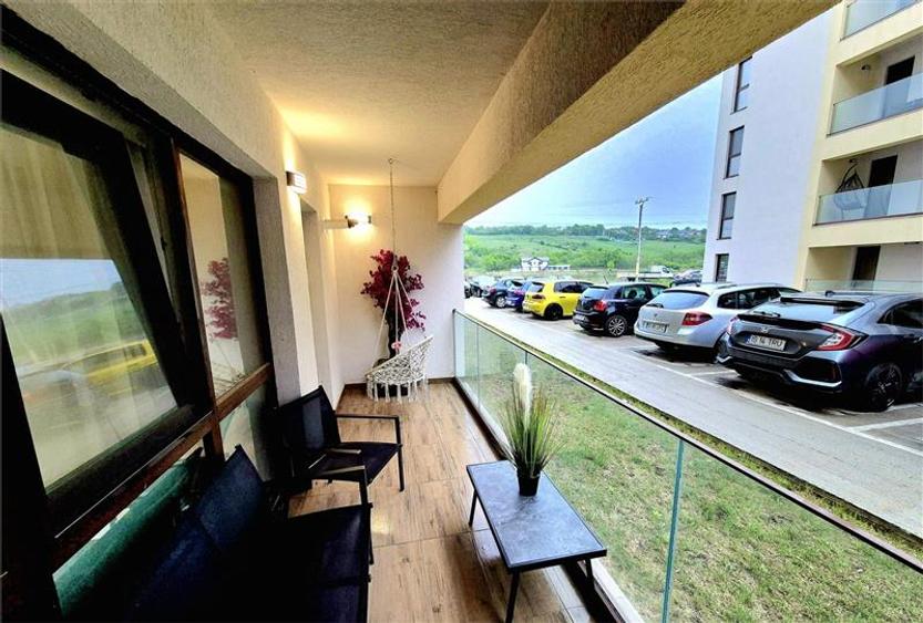 Apartament cu 3 camere decomandat în Aroneanu
