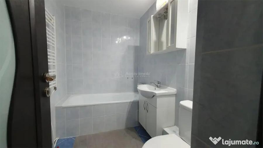 Apartament cu 3 camere decomandat în Burdujeni