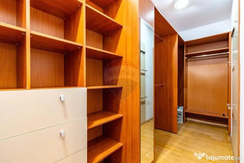 Apartament cu 4 camere decomandat în Nordului
