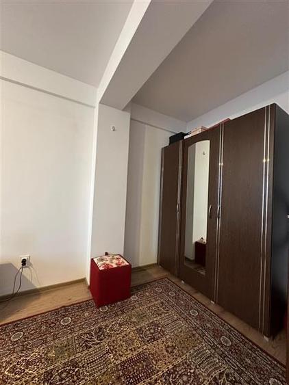 Garsonieră decomandată, mobilată în Aeroport
