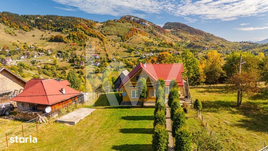 Casă cu 4 camere cu Teren 1045 Mp în Moieciu