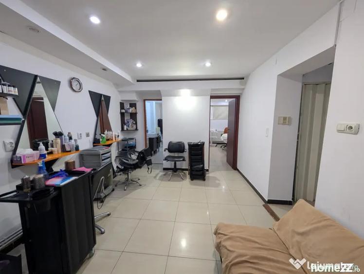 Apartament cu 2 camere nedecomandat în 9 Mai