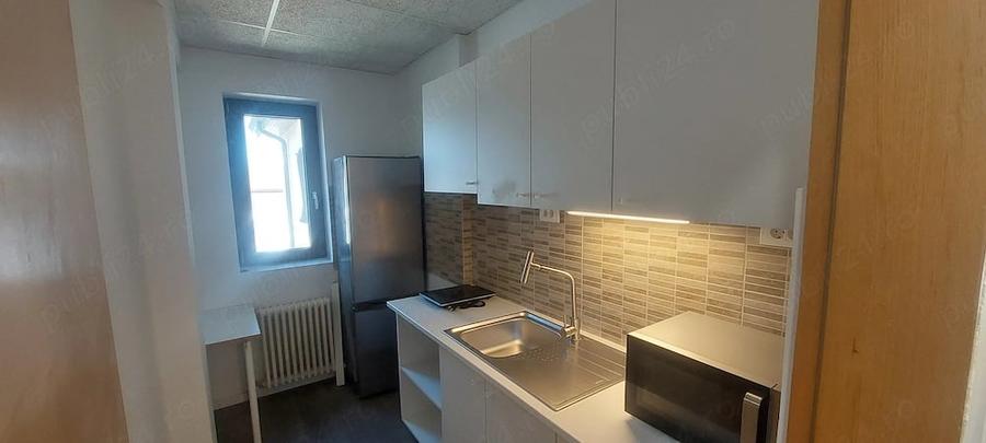 Spațiu comercial, de 450 mp, în Central