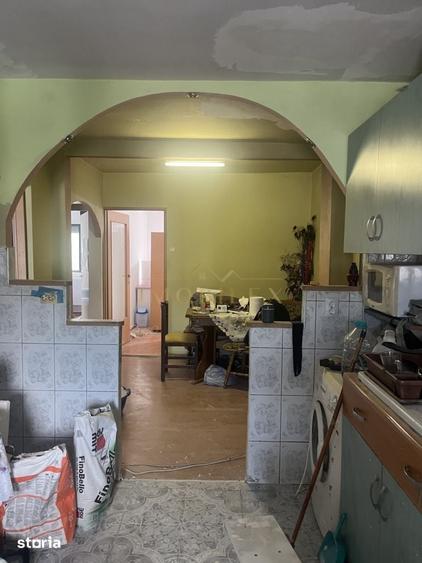 Apartament cu 3 camere decomandat în Gilău
