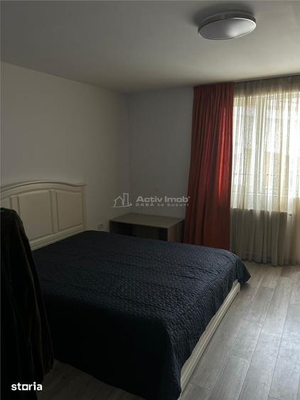 Casă cu 5 camere cu Teren 500 Mp în Crevedia