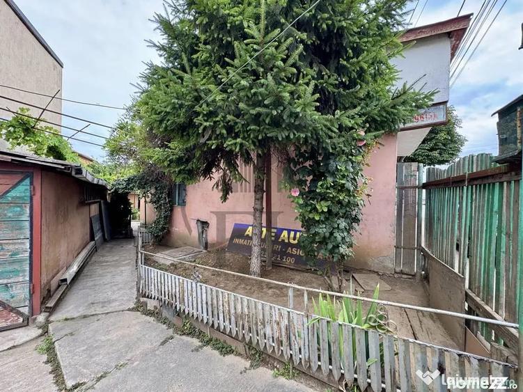 Casă cu 3 camere cu Teren 130 Mp în Brătianu