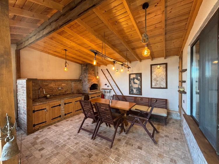 Apartament cu 3 camere semidecomandat în Tomis Plus