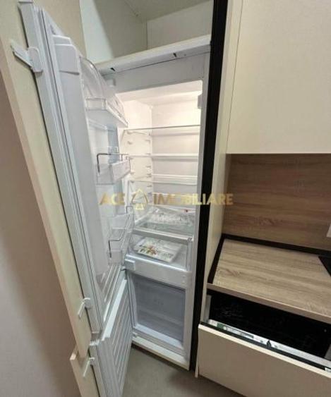 Apartament cu 2 camere semidecomandat, mobilat în Jiului